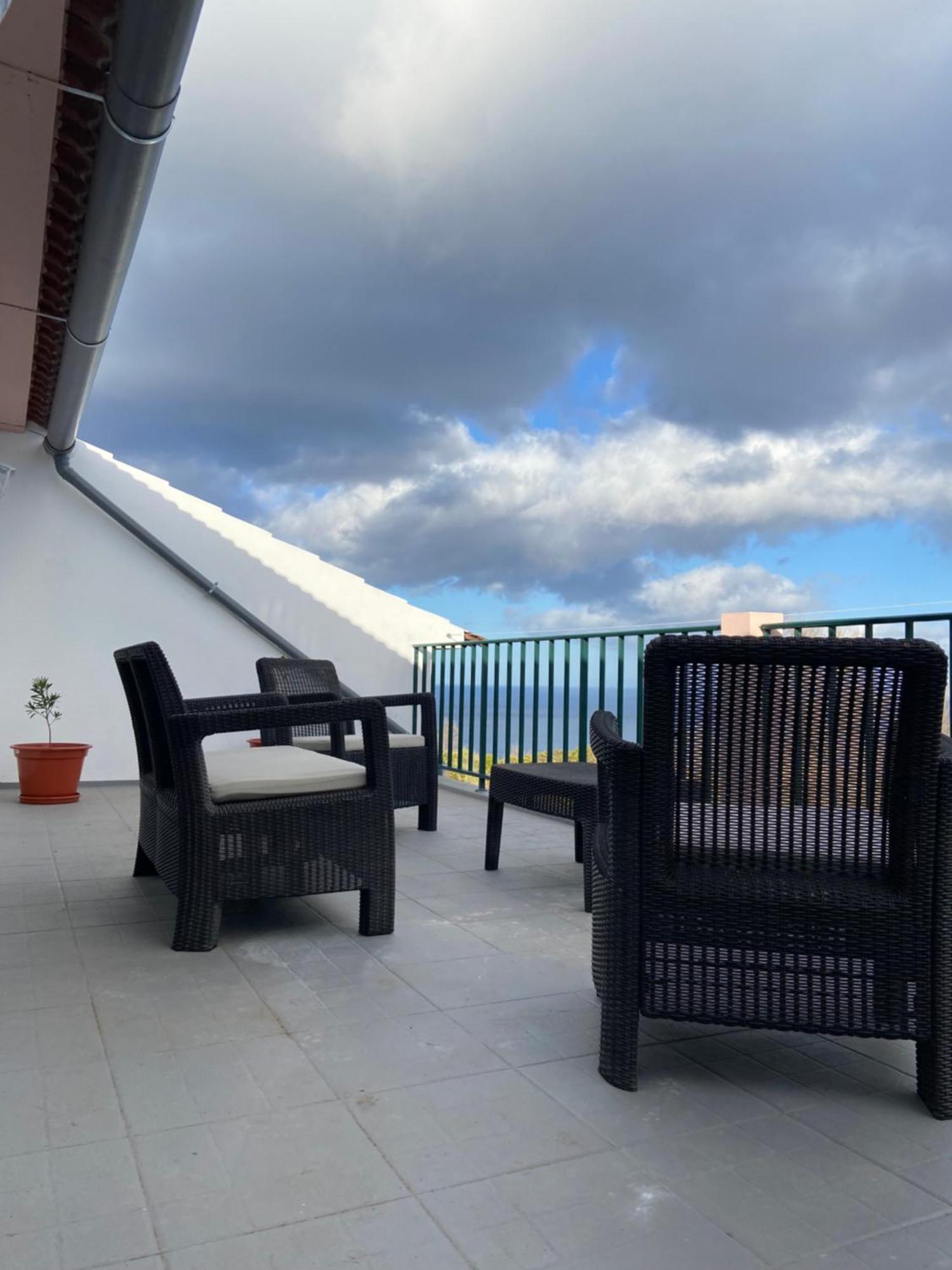 Santo Cristo Loft Apartment Lajes das Flores