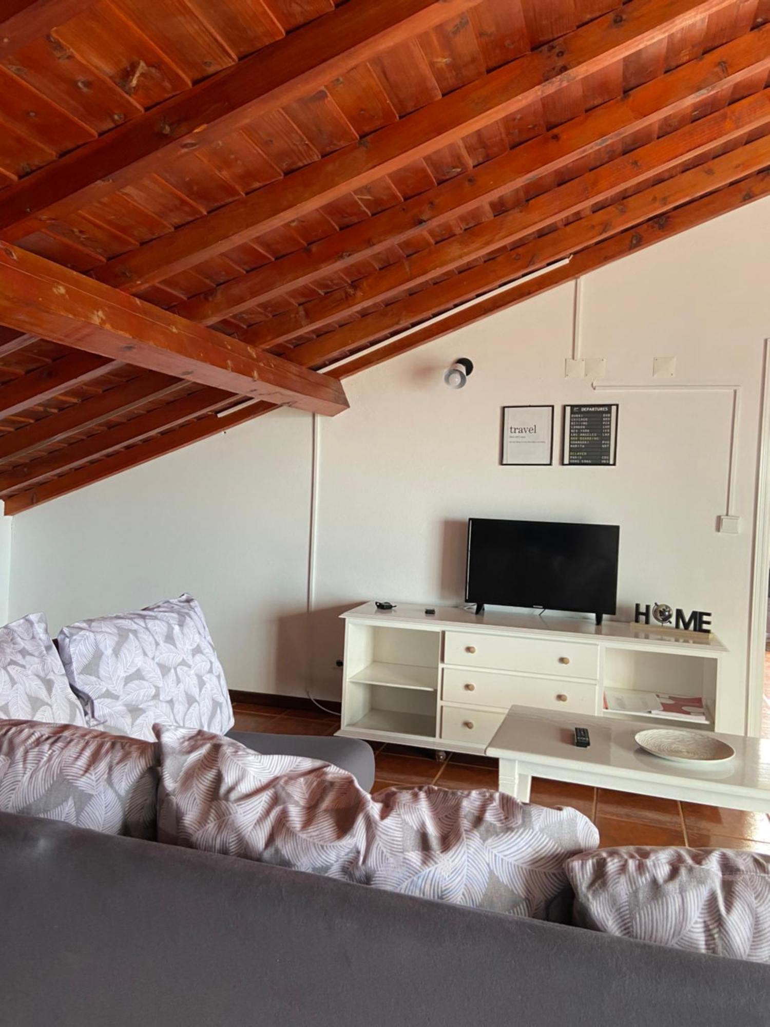 Santo Cristo Loft * Lajes das Flores